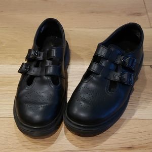 Dr Martens Mary Jane 2 strap black leather 8065 Y